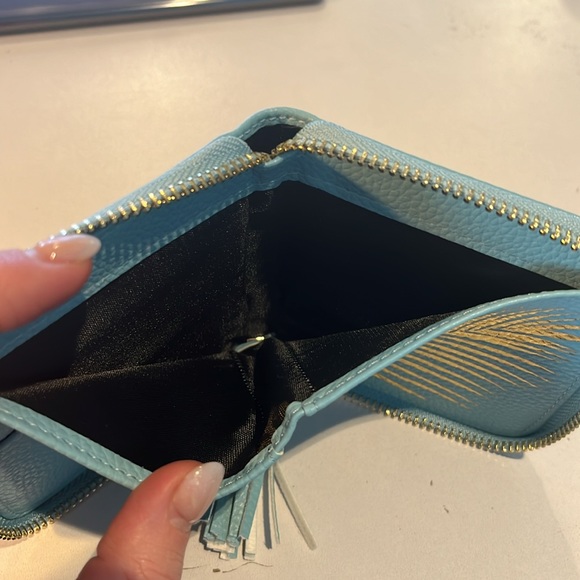 Cleobella Festive zip wallet NWOT - Picture 5 of 6